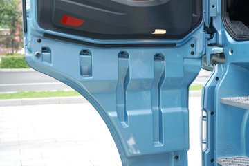 һ����� J7 640���� 8X4 9.4��AMT�Զ�����դʽ�ػ���ͼƬ