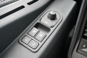 һ����� J7 640���� 8X4 9.4��AMT�Զ�����դʽ�ػ���ͼƬ