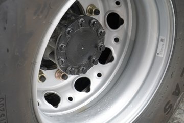 һ����� J7 640���� 8X4 9.4��AMT�Զ�����դʽ�ػ���ͼƬ