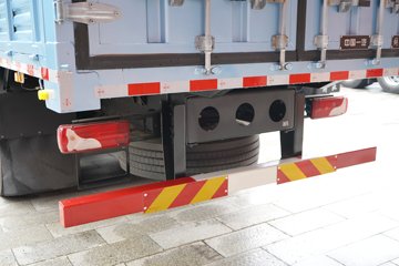 һ����� J7 640���� 8X4 9.4��AMT�Զ�����դʽ�ػ���ͼƬ