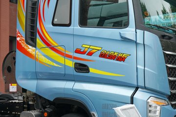 ���J7 ����� 15L LNG 640���� 6X4 һ�����12�� AMT�Զ��� ǣ����ͼƬ