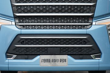 ���J7 ����� 15L LNG 640���� 6X4 һ�����12�� AMT�Զ��� ǣ����ͼƬ