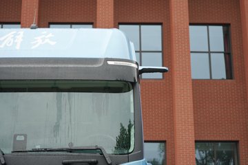 ���J7 ����� 15L LNG 640���� 6X4 һ�����12�� AMT�Զ��� ǣ����ͼƬ