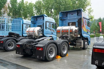 ���J7 ����� 15L LNG 640���� 6X4 һ�����12�� AMT�Զ��� ǣ����ͼƬ