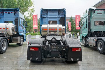 ���J7 ����� 15L LNG 640���� 6X4 һ�����12�� AMT�Զ��� ǣ����ͼƬ