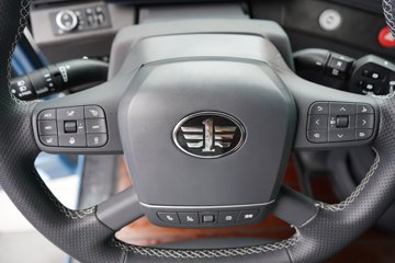 ���J7 ����� 15L LNG 640���� 6X4 һ�����12�� AMT�Զ��� ǣ����ͼƬ