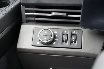 ���J7 ����� 15L LNG 640���� 6X4 һ�����12�� AMT�Զ��� ǣ����ͼƬ