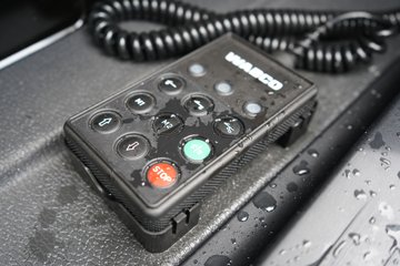 ���J7 ����� 15L LNG 640���� 6X4 һ�����12�� AMT�Զ��� ǣ����ͼƬ