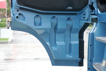 ���J7 ����� 15L LNG 640���� 6X4 һ�����12�� AMT�Զ��� ǣ����ͼƬ