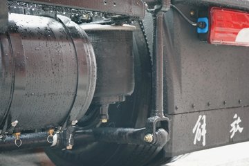 ���J7 ����� 15L LNG 640���� 6X4 һ�����12�� AMT�Զ��� ǣ����ͼƬ