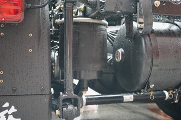 ���J7 ����� 15L LNG 640���� 6X4 һ�����12�� AMT�Զ��� ǣ����ͼƬ