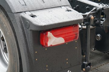 ���J7 ����� 15L LNG 640���� 6X4 һ�����12�� AMT�Զ��� ǣ����ͼƬ