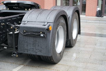 ���J7 ����� 15L LNG 640���� 6X4 һ�����12�� AMT�Զ��� ǣ����ͼƬ