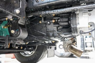 ���J7 ����� 15L LNG 640���� 6X4 һ�����12�� AMT�Զ��� ǣ����ͼƬ