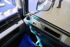 宇通重卡C331 4X2 9.8米纯电动厢式载货车 深澜331kWh