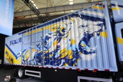 宇通重卡C331 4X2 9.8米纯电动厢式载货车 深澜331kWh