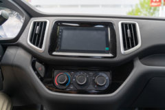 雷驰仁T30 2025款舒适版 液刹 3.8米单排纯电动栏板微卡 亿纬55.06kWh 雷驰仁T30 2025款舒适版 液刹 3.8米单排纯电动栏板微卡 亿纬55.06kWh