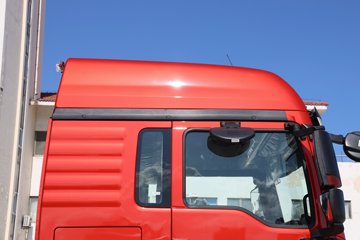 ��������HOWO TX7 PRO 11.1L���� 460���� 6X4 �й�����12�� ǣ����ͼƬ