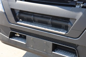 ��������HOWO TX7 PRO 11.1L���� 460���� 6X4 �й�����12�� ǣ����ͼƬ