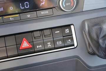 ��������HOWO TX7 PRO 11.1L���� 460���� 6X4 �й�����12�� ǣ����ͼƬ
