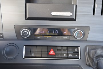 ��������HOWO TX7 PRO 11.1L���� 460���� 6X4 �й�����12�� ǣ����ͼƬ