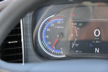 ��������HOWO TX7 PRO 11.1L���� 460���� 6X4 �й�����12�� ǣ����ͼƬ