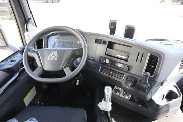 ��������HOWO TX7 PRO 11.1L���� 460���� 6X4 �й�����12�� ǣ����ͼƬ