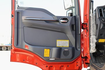 ��������HOWO TX7 PRO 11.1L���� 460���� 6X4 �й�����12�� ǣ����ͼƬ