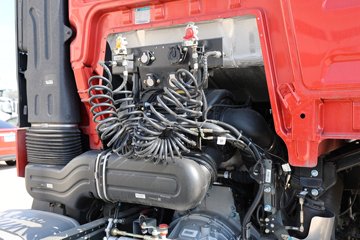 ��������HOWO TX7 PRO 11.1L���� 460���� 6X4 �й�����12�� ǣ����ͼƬ
