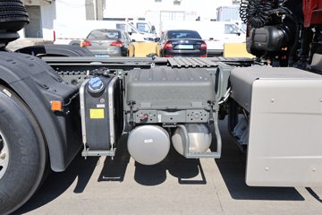 ��������HOWO TX7 PRO 11.1L���� 460���� 6X4 �й�����12�� ǣ����ͼƬ