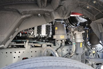 HOWO TX7 PRO&nbsp;牵引车底盘                                                图片