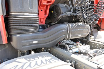 HOWO TX7 PRO&nbsp;牵引车底盘                                                图片