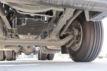 HOWO TX7 PRO&nbsp;牵引车底盘                                                图片