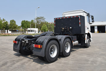 �������T7 ���ϰ� 6X4 ���綯ǣ���� �д��º�400kWhͼƬ