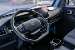 蓝擎·悦X7 宽体 气刹 4.18米单排纯电动仓栅式轻卡 弗迪140.54kWh 蓝擎·悦X7 宽体 气刹 4.18米单排纯电动仓栅式轻卡 弗迪140.54kWh