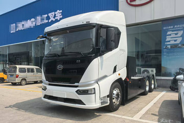 比亚迪Q3 6X4 纯电动牵引车 弗迪573kWh