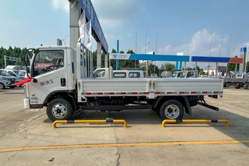 瑞沃5&nbsp;载货车外观                                                图片