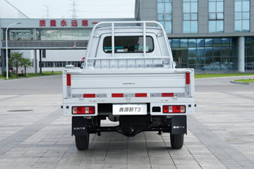 SRM��ԴT3 2026���׼�� 1.5L���� 110���� 2.3��˫������΢��ͼƬ