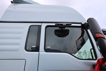 �����ǵ¿�SITRAK G7M 14.6L LNG 480���� 6X4 ǣ����ͼƬ