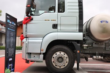 �����ǵ¿�SITRAK G7M 14.6L LNG 480���� 6X4 ǣ����ͼƬ