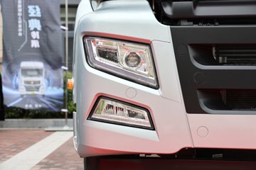 �����ǵ¿�SITRAK G7M 14.6L LNG 480���� 6X4 ǣ����ͼƬ