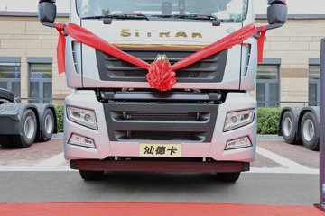 �����ǵ¿�SITRAK G7M 14.6L LNG 480���� 6X4 ǣ����ͼƬ