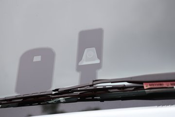 �����ǵ¿�SITRAK G7M 14.6L LNG 480���� 6X4 ǣ����ͼƬ