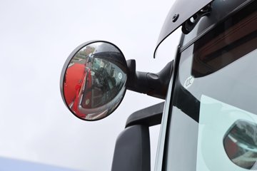 �����ǵ¿�SITRAK G7M 14.6L LNG 480���� 6X4 ǣ����ͼƬ