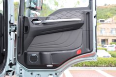 重汽汕德卡SITRAK G7M 14.6L LNG 480马力 6X4 牵引车