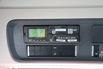 �����ǵ¿�SITRAK G7M 14.6L LNG 480���� 6X4 ǣ����ͼƬ