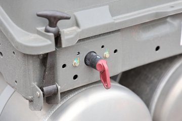 �����ǵ¿�SITRAK G7M 14.6L LNG 480���� 6X4 ǣ����ͼƬ