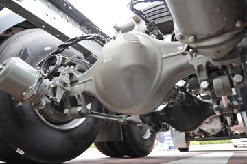 �����ǵ¿�SITRAK G7M 14.6L LNG 480���� 6X4 ǣ����ͼƬ