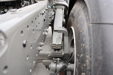 �����ǵ¿�SITRAK G7M 14.6L LNG 480���� 6X4 ǣ����ͼƬ