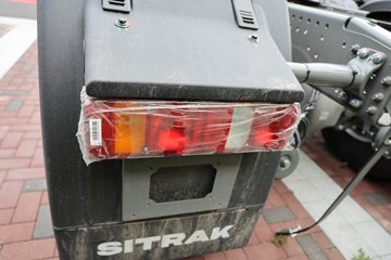 �����ǵ¿�SITRAK G7M 14.6L LNG 480���� 6X4 ǣ����ͼƬ